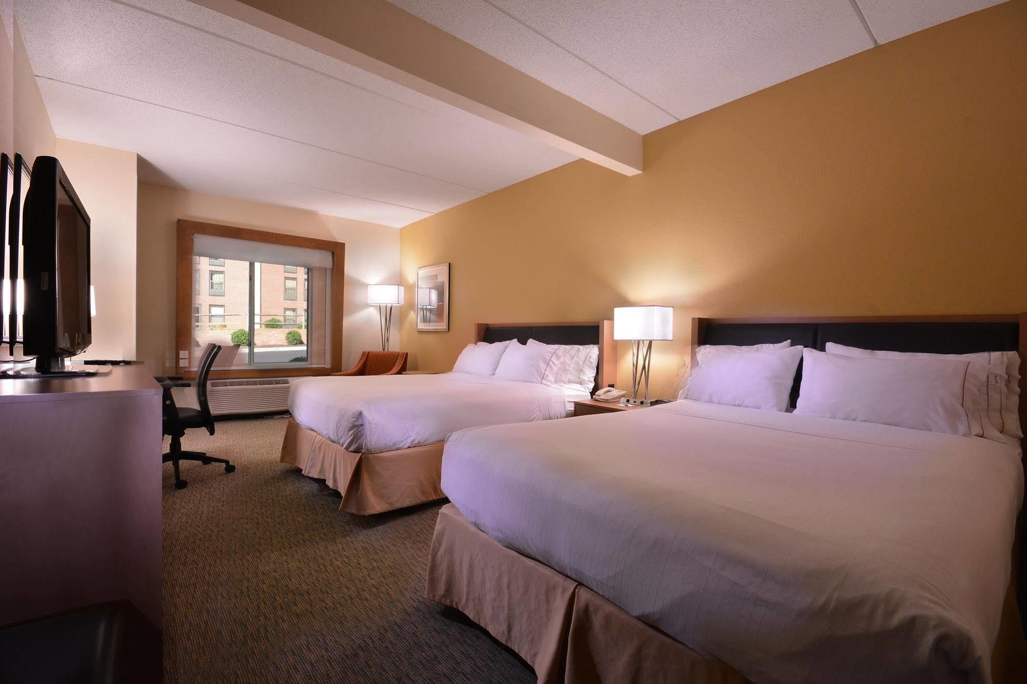 Holiday Inn Express Hotel & Suites High Point South By Ihg Archdale Extérieur photo